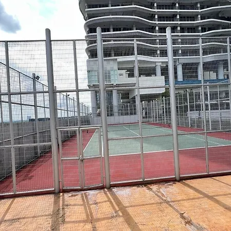 Encorp Marina, 2 Bedroom With Bathtub, 6 Pax, 5Mins To Legoland Nusajaya  Exterior photo