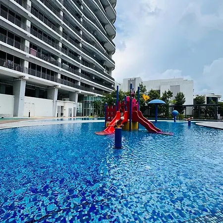 Encorp Marina, 2 Bedroom With Bathtub, 6 Pax, 5Mins To Legoland Nusajaya  Exterior photo