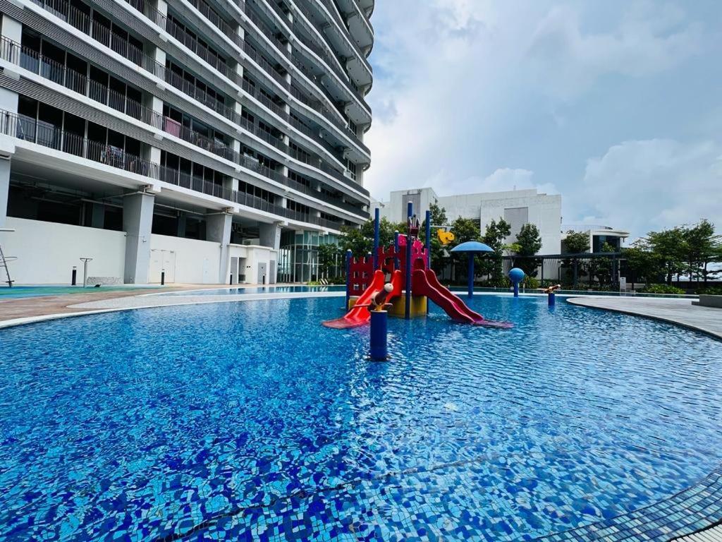 Encorp Marina, 2 Bedroom With Bathtub, 6 Pax, 5mins To Legoland Apartment Nusajaya (Iskandar Puteri)